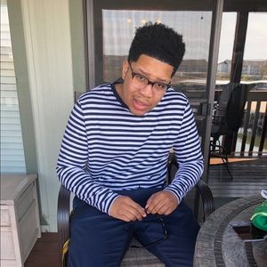 Meet your Posher, Aaron